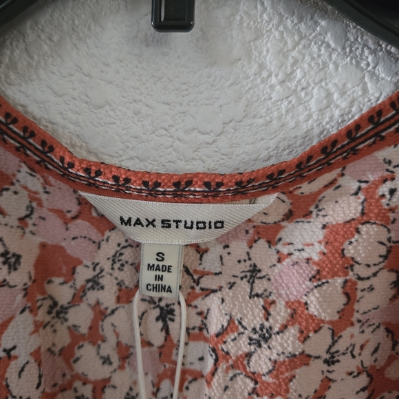 Max Studio Floral Mini Dress in Red and White - Picture 3 of 7